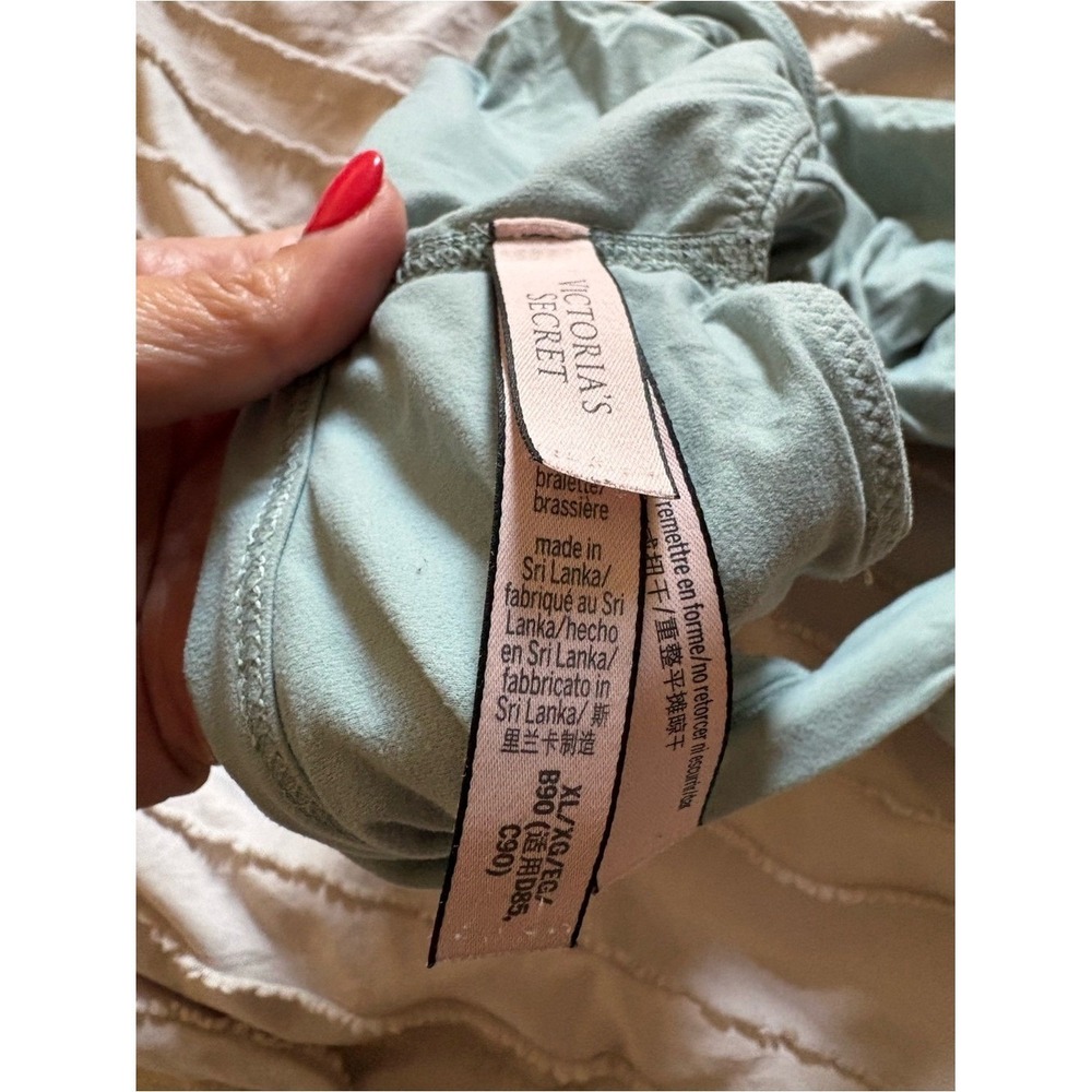 Victoria's Secret VS Bralette Bundle of 3 Coquette Soft Bras M/L - Picture 6 of 12